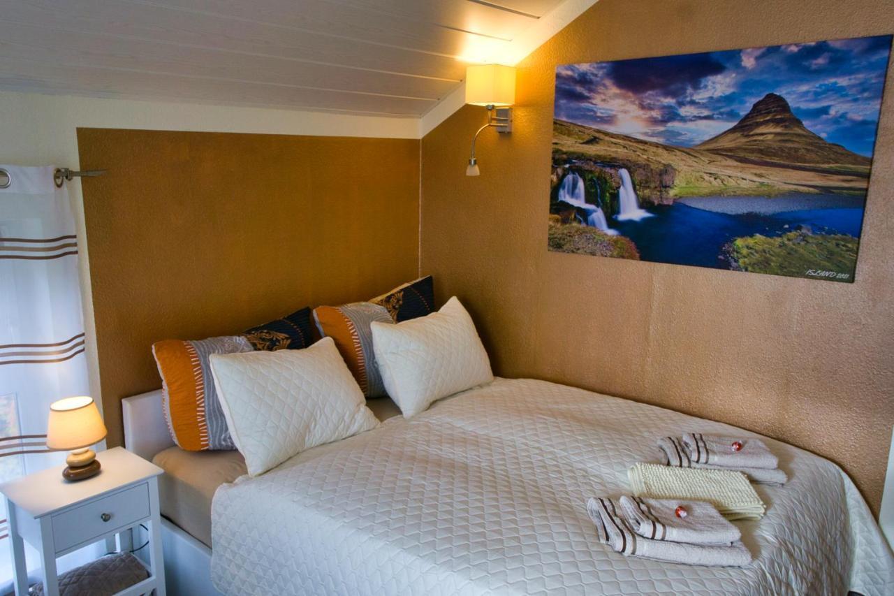 Mycozyplace - Gemuetliches Zimmer Fuer Zwei Dresden Exteriör bild